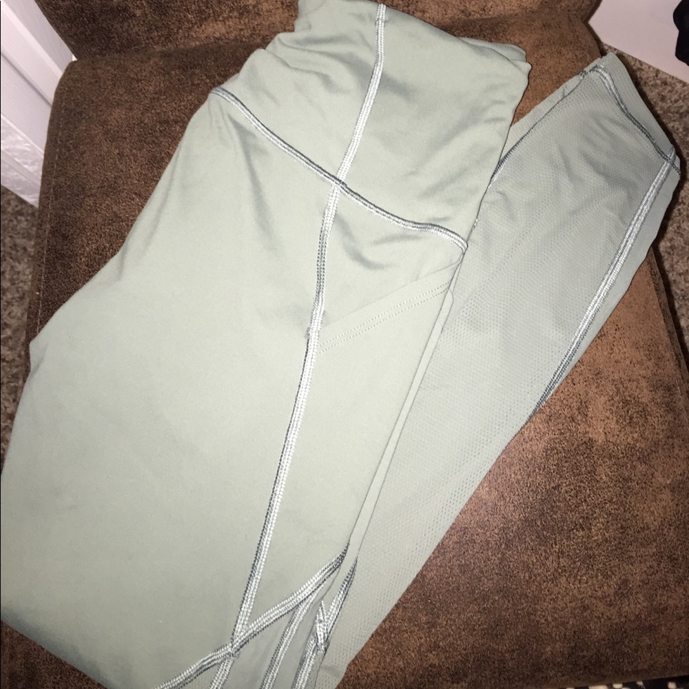 Vs Knockout Workout Pants Olive - image 1